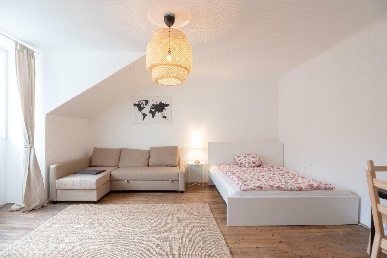 Living - Margareten Apartment Wien